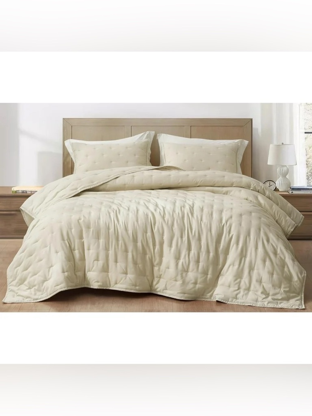 Luxury Cream oversized king 3 piece quilt  Set - Soft Quilted Bedding